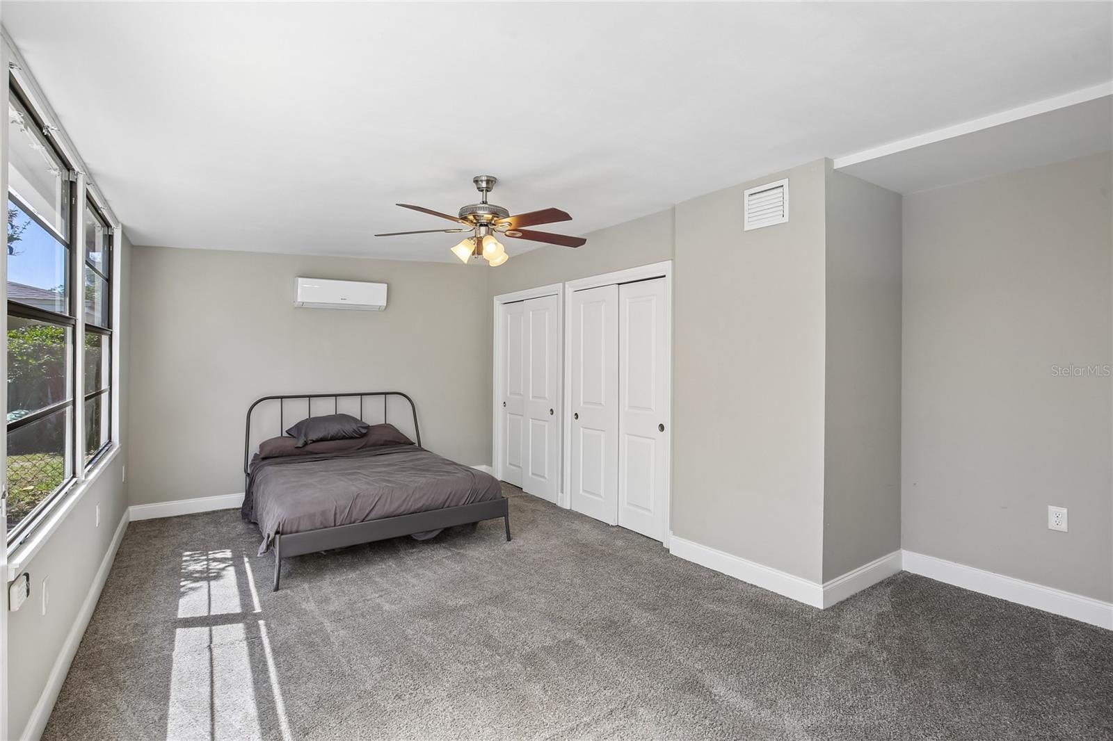 DOUGLAS MANOR ESTATES 1ST ADD - Residential