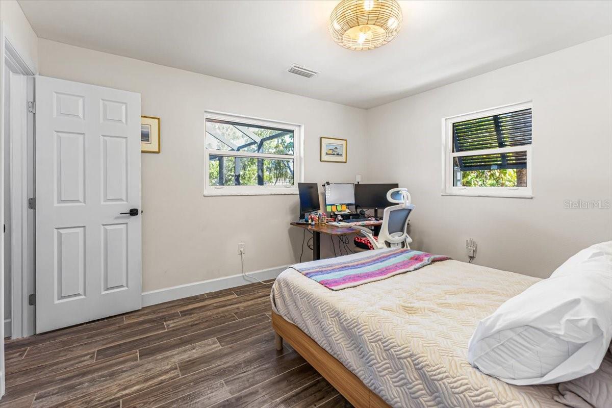 LEMON BAY PARK - Residential