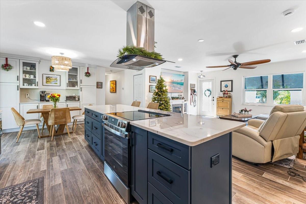 LEMON BAY PARK - Residential