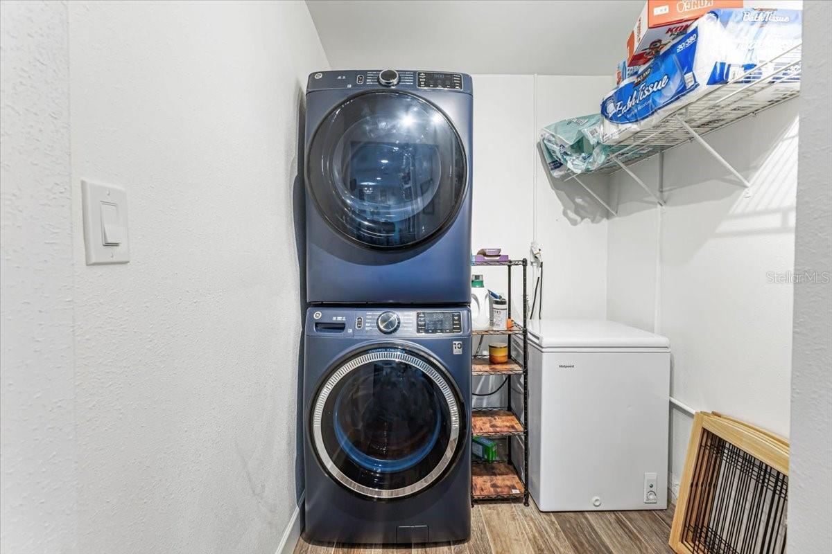 LEMON BAY PARK - Residential