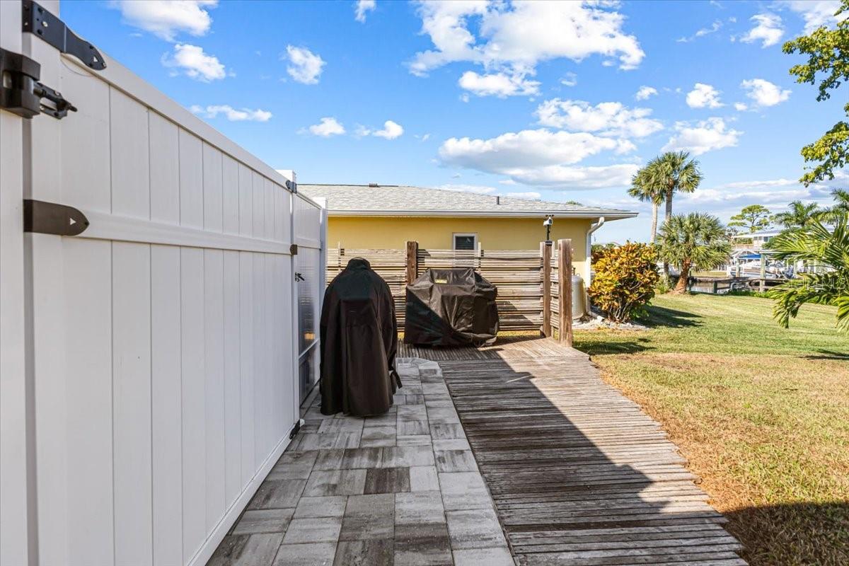 LEMON BAY PARK - Residential