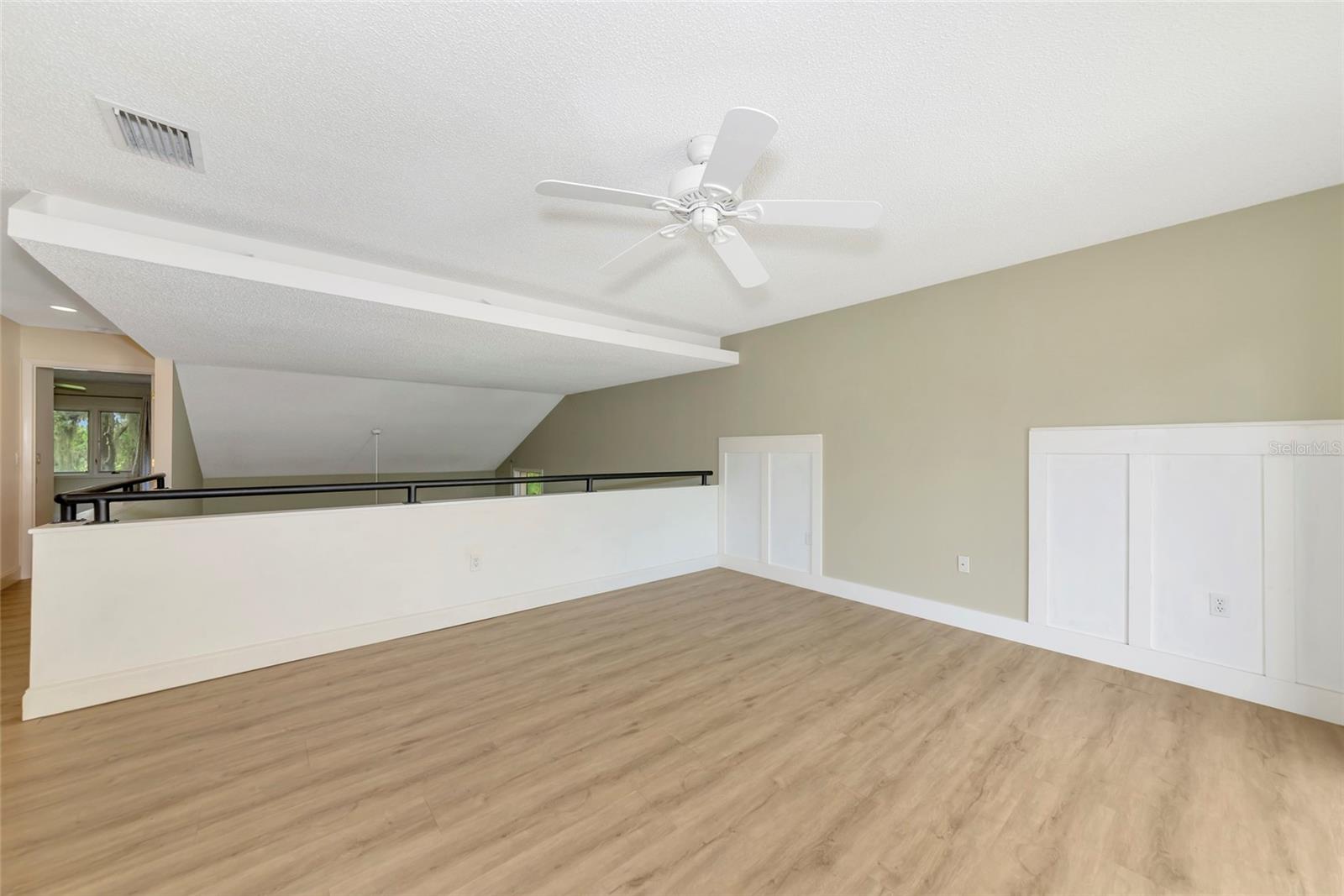 LONGWOOD VILLAS - Residential