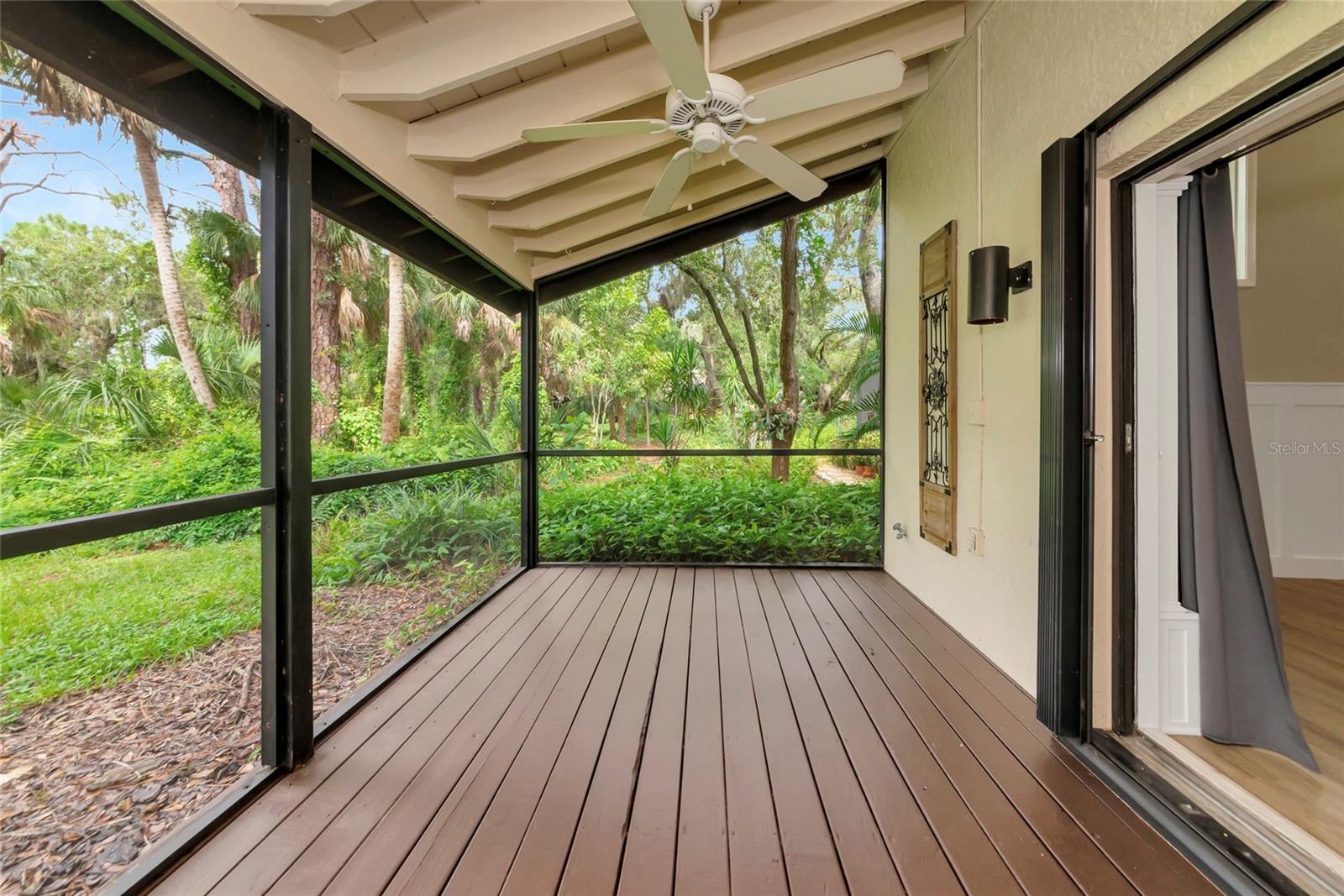 LONGWOOD VILLAS - Residential