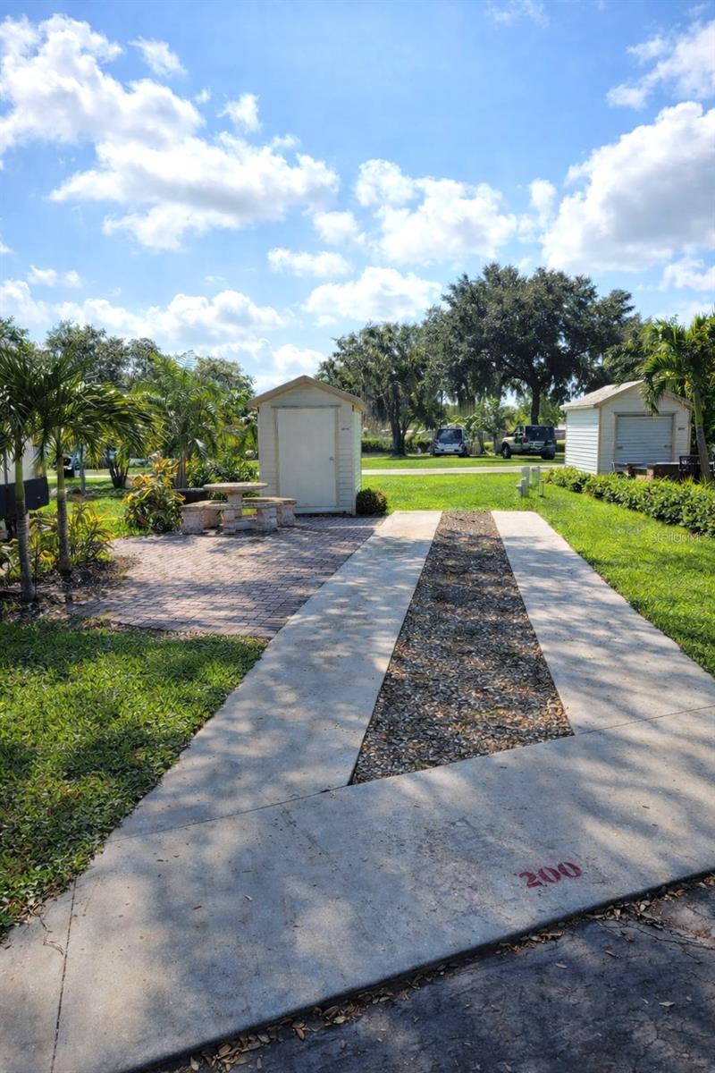 TORREY OAKS RV & GOLF RESORT - Land