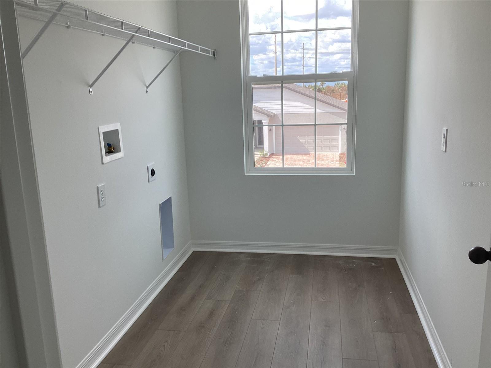 CATAMARAN COVE - PHASE I & II REPLAT - Residential