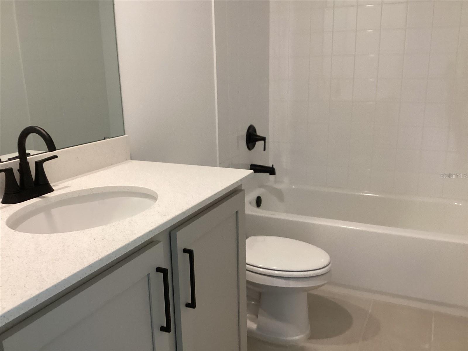 CATAMARAN COVE - PHASE I & II REPLAT - Residential