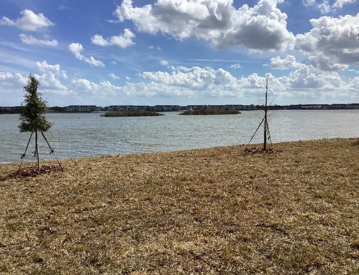 CATAMARAN COVE - PHASE I & II REPLAT - Residential