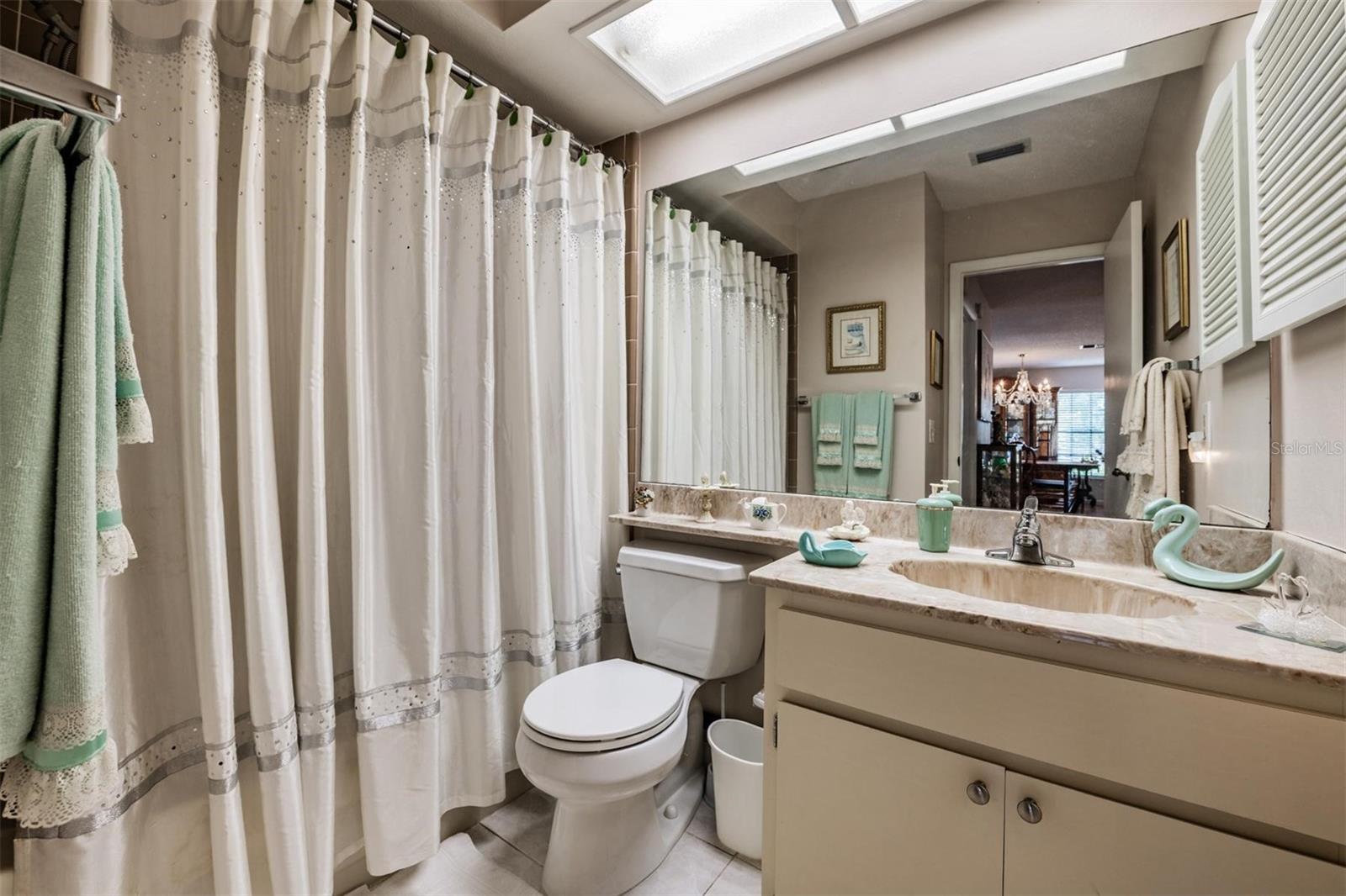 HERITAGE LAKE - Residential