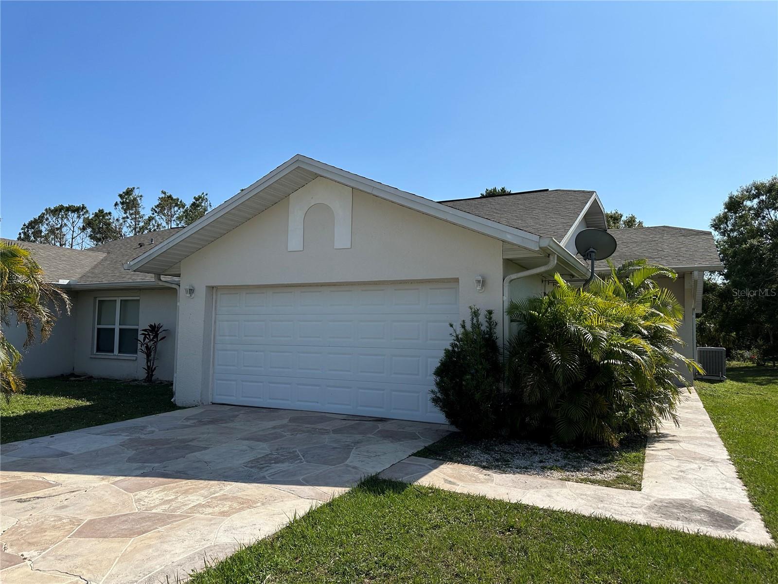1471 CAPRICORN BOULEVARD A & B