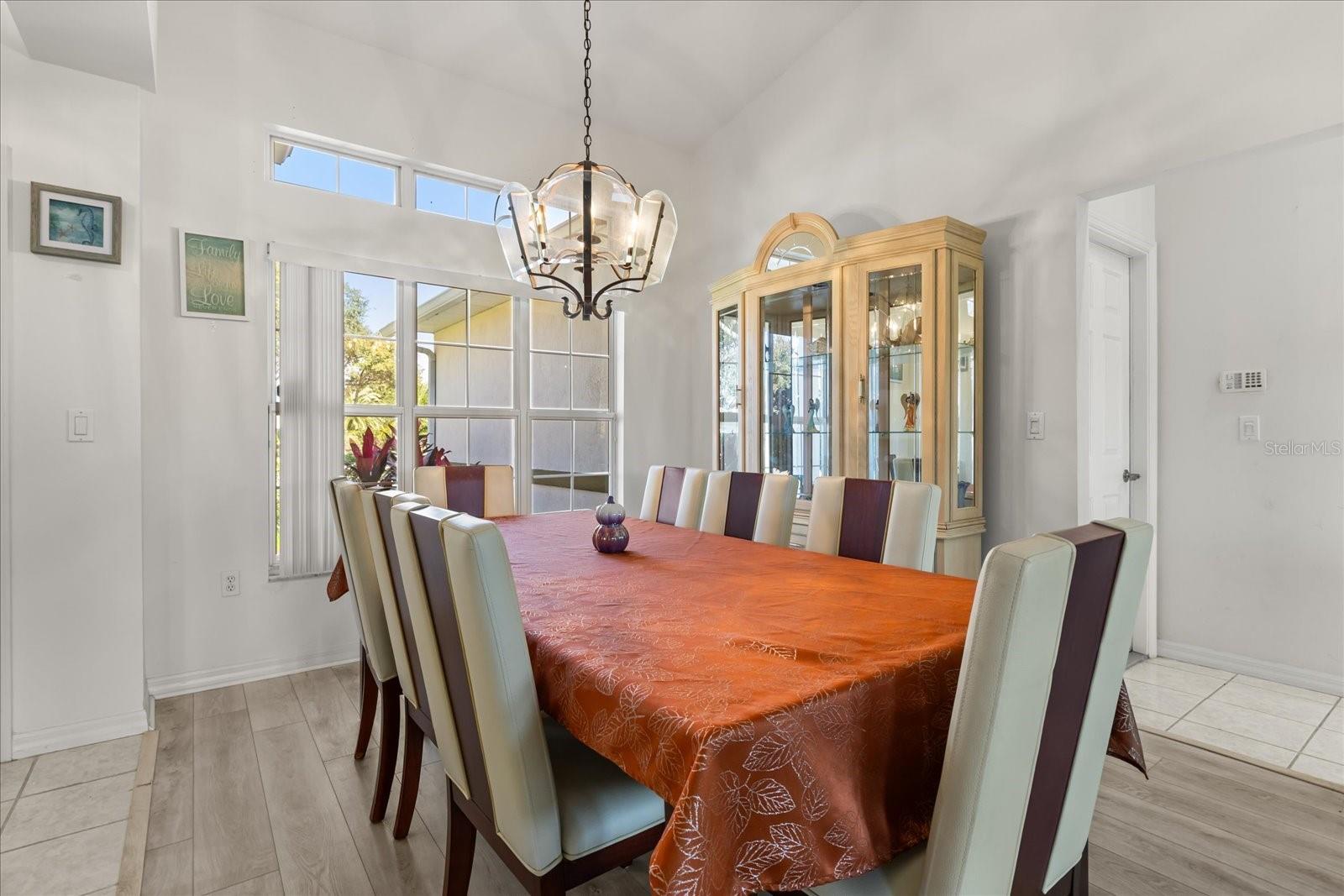 GROVE/HARBOR HILLS - Residential