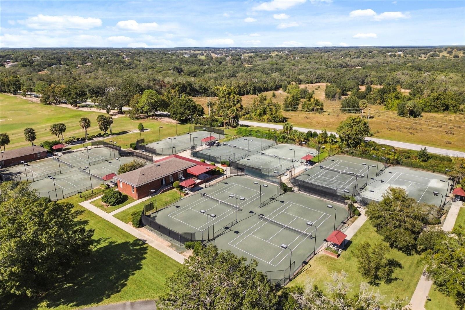 GROVE/HARBOR HILLS - Residential