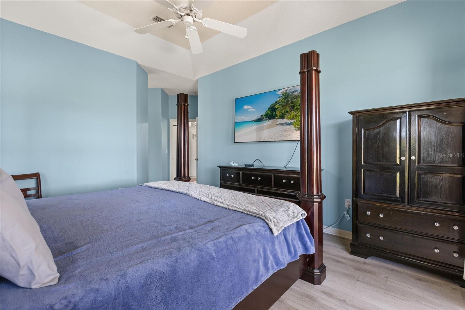 GROVE/HARBOR HILLS - Residential