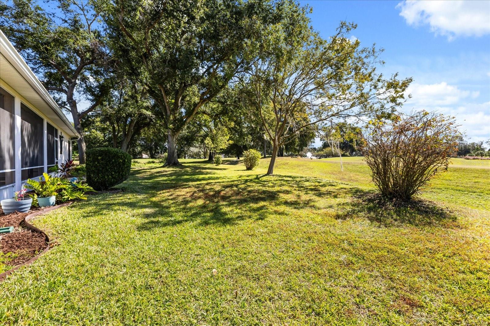 GROVE/HARBOR HILLS - Residential