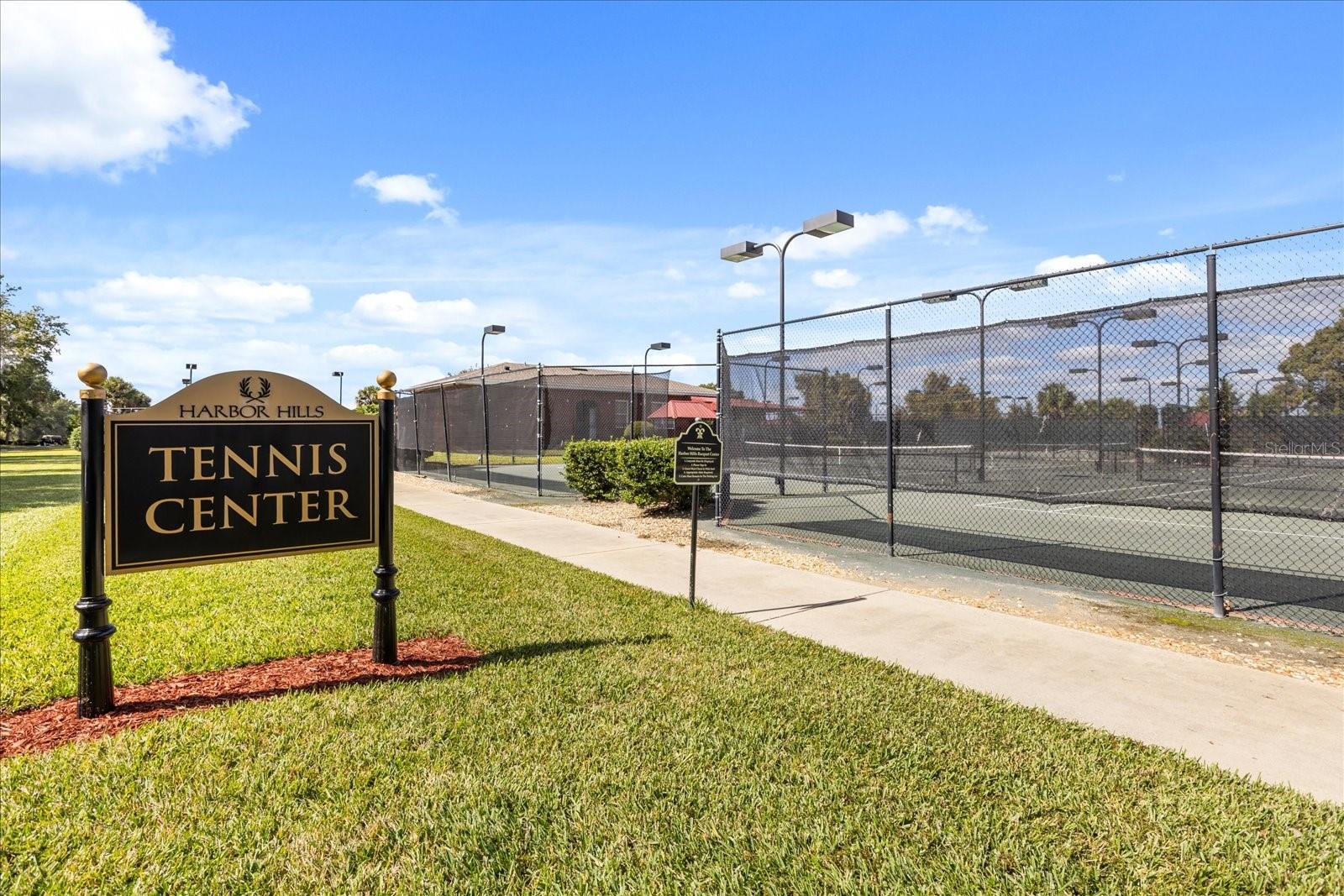 GROVE/HARBOR HILLS - Residential