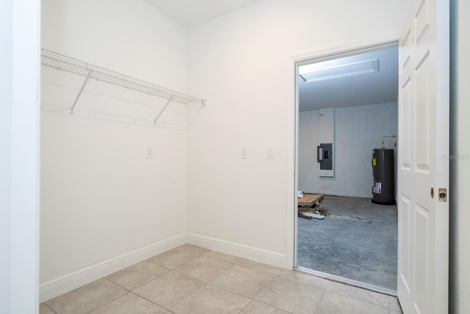 SILVER SPGS SHORES - Residential