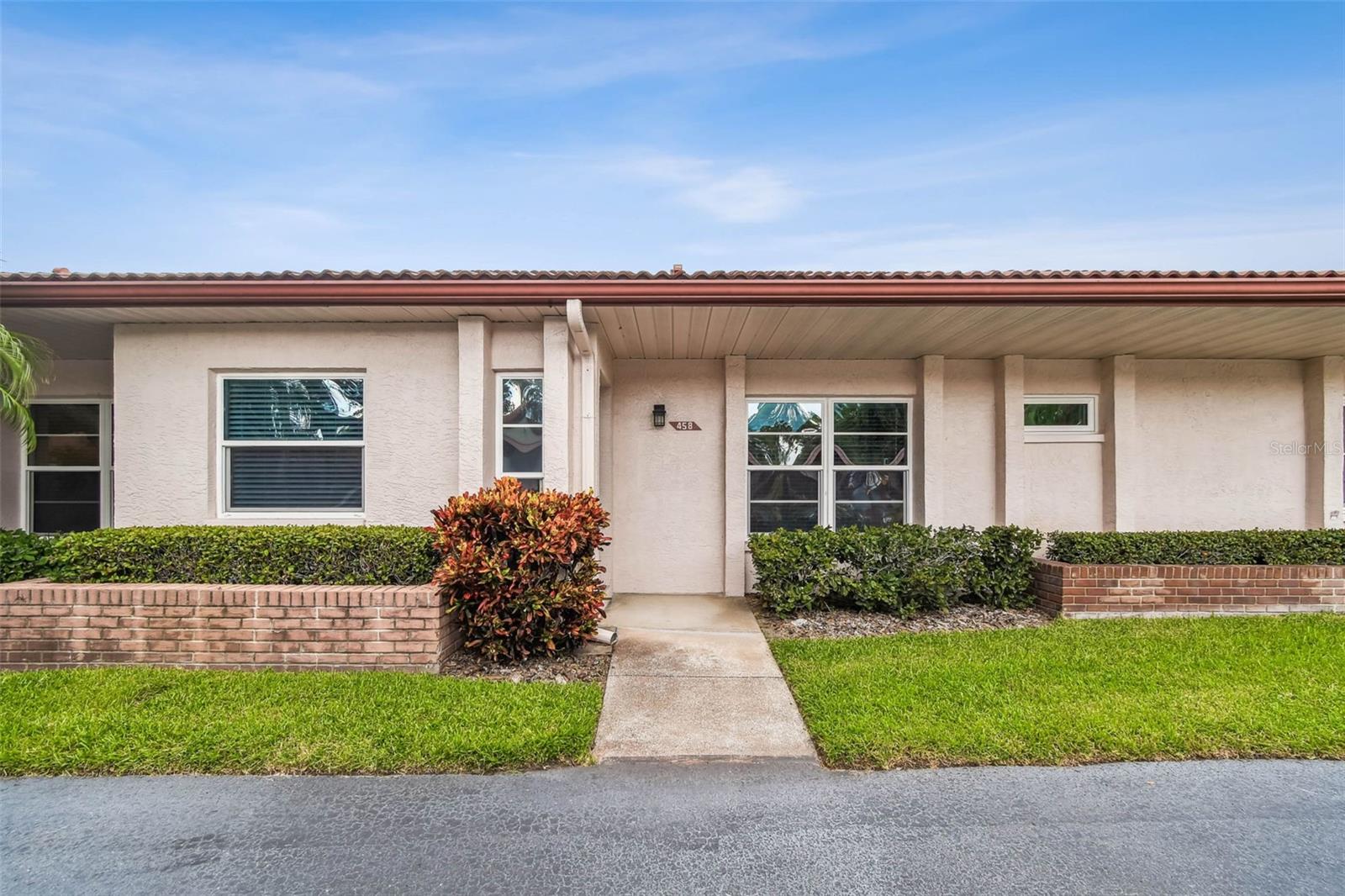 SCOTSDALE VILLA CONDO - Residential
