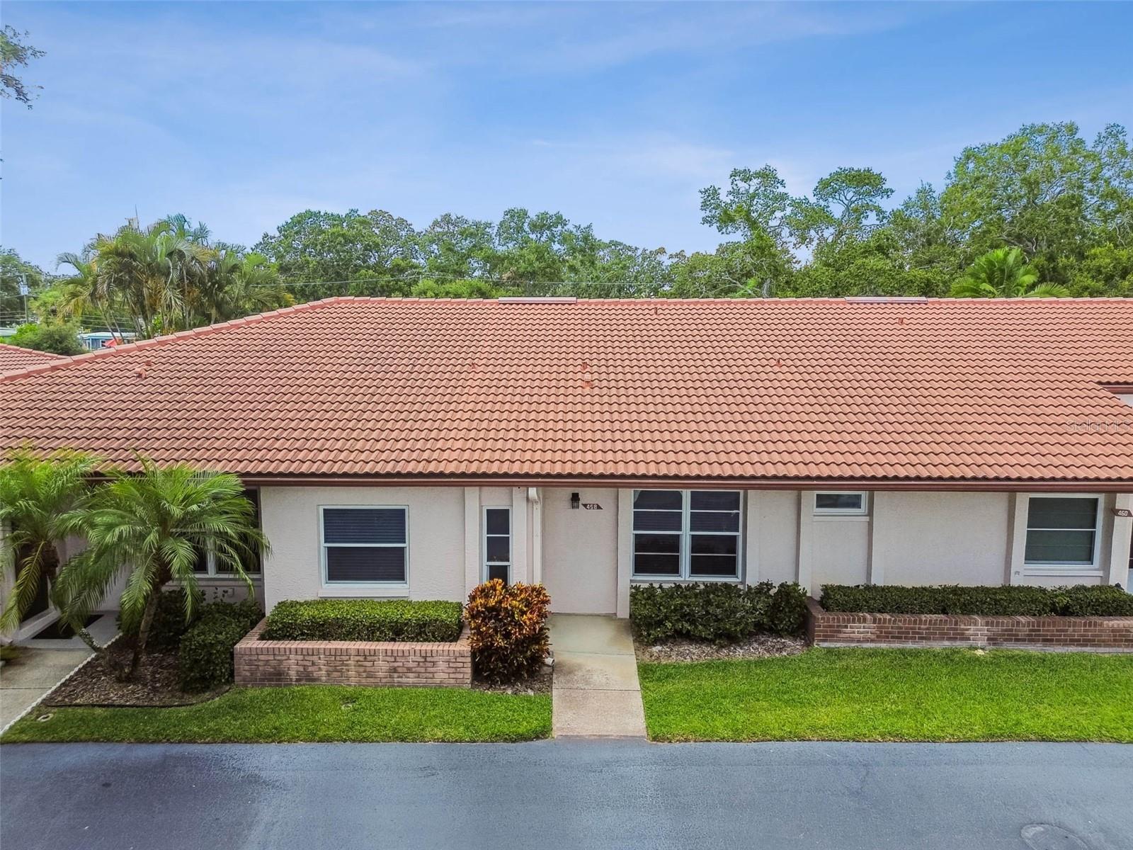 SCOTSDALE VILLA CONDO - Residential