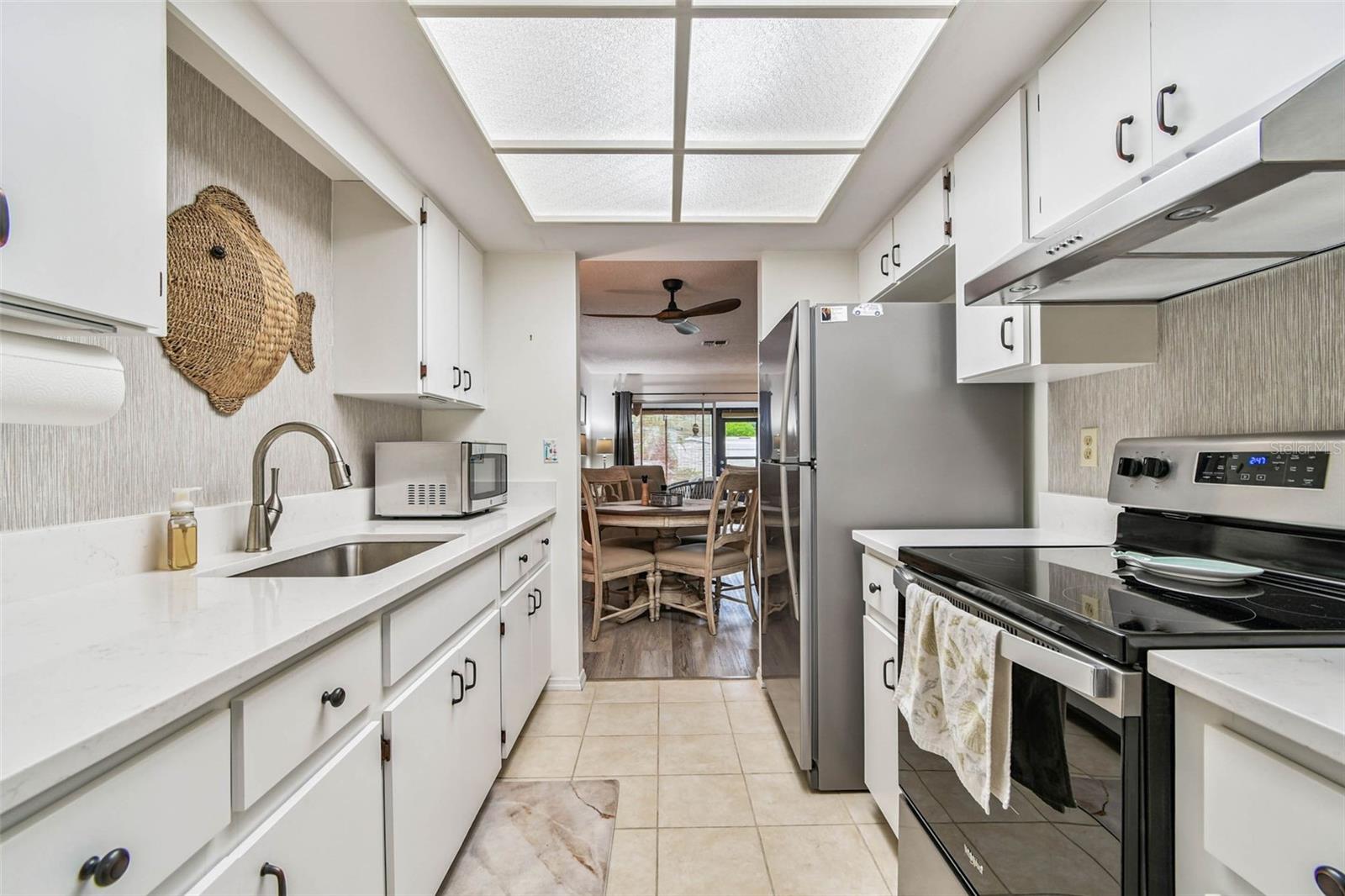 SCOTSDALE VILLA CONDO - Residential