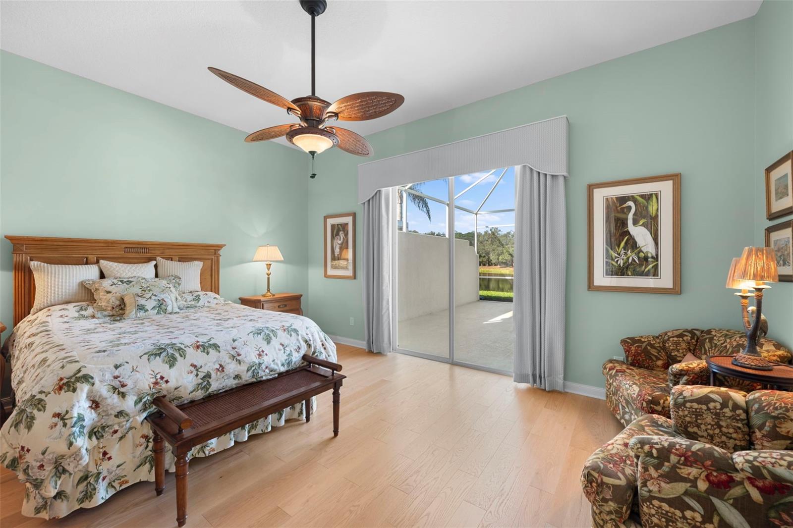 VILLAGEWALK - Residential