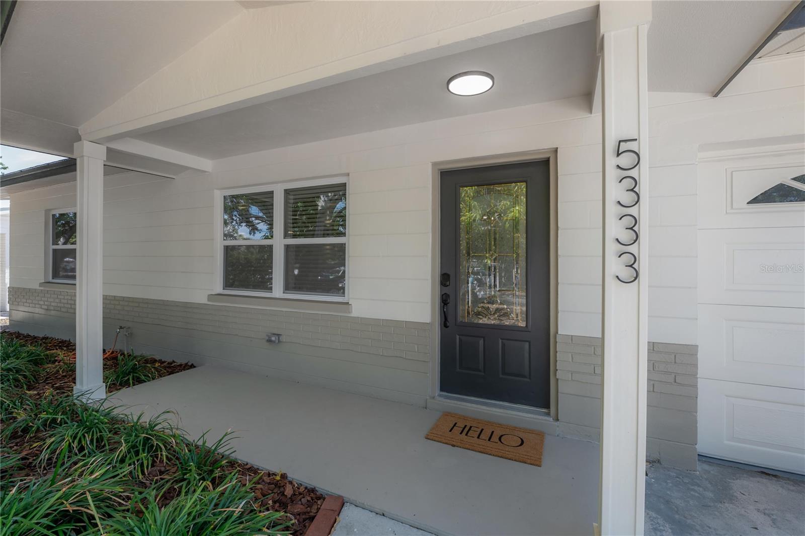 GOLDEN PALM MANOR - Residential