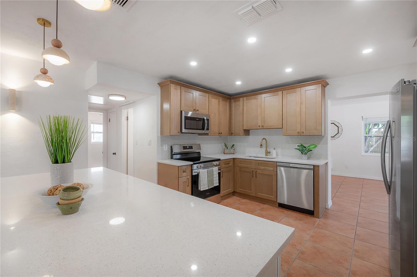 GOLDEN PALM MANOR - Residential