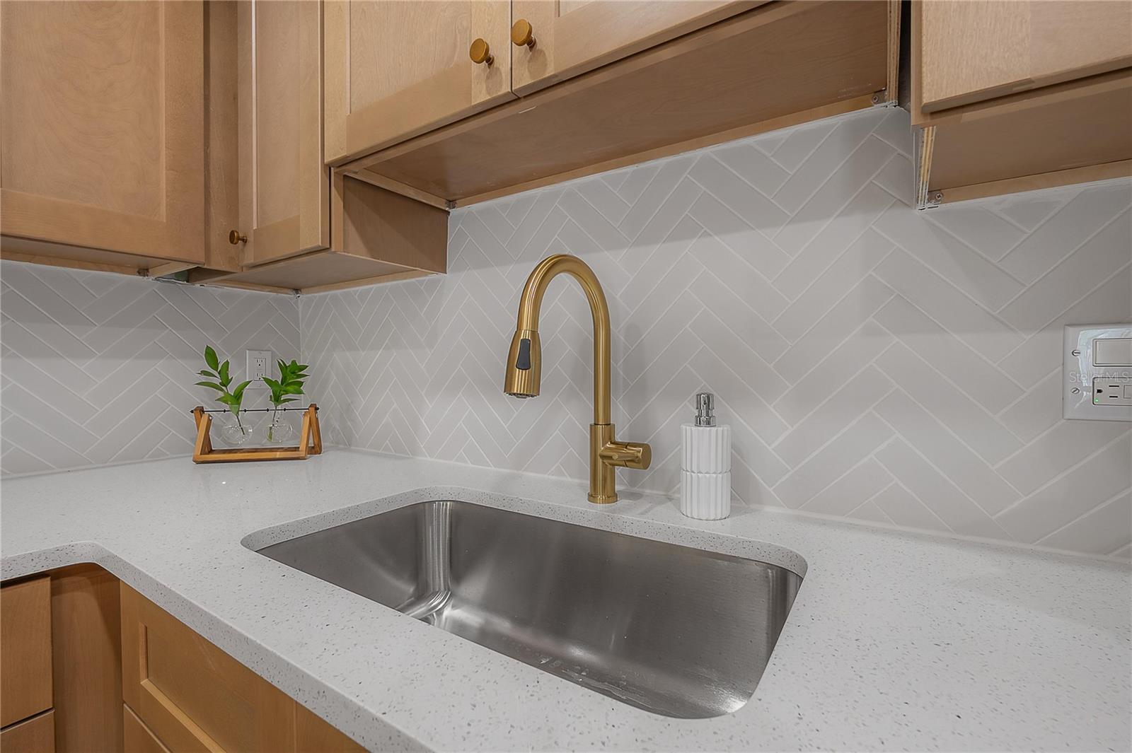 GOLDEN PALM MANOR - Residential
