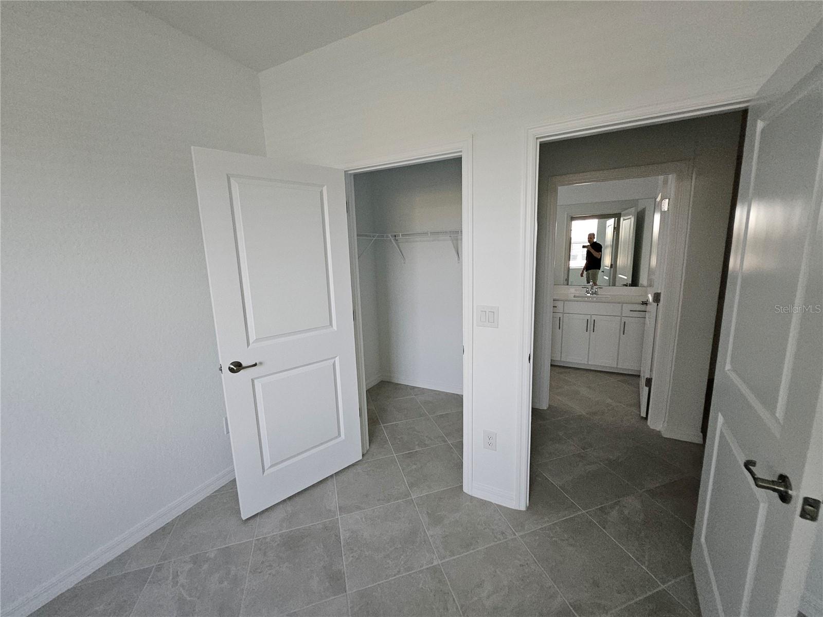ANTIGUA/WELLEN PARK - Residential Lease