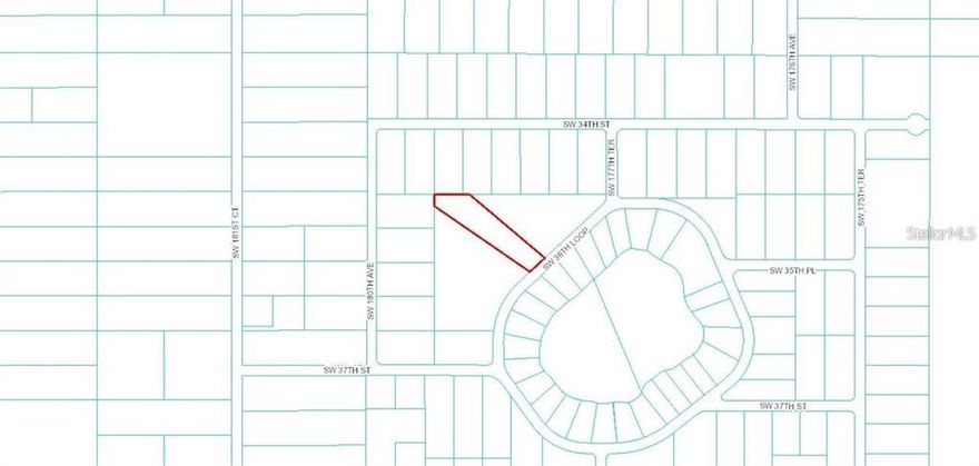 Located right across the street from Lake Tropicana near Downtown Dunnellon. A fabulous opportunity for builders, investors, or your own private residential.