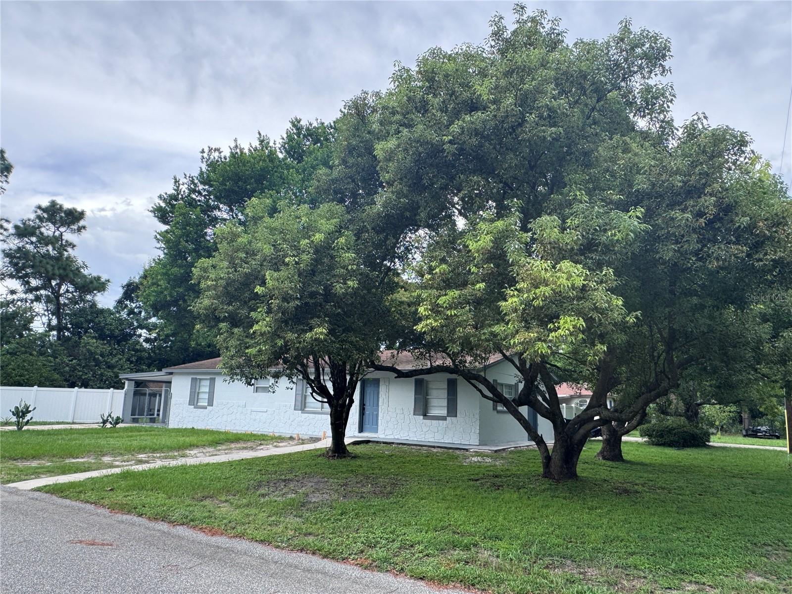 Beautiful Spacious House Totally Renovated with Brand New Appliances. Feautes 3 bedrooms and 2 bathrooms. Living and Family Room. House is Fenced with Big patio. Lawn is included with Rent. This is a must See.