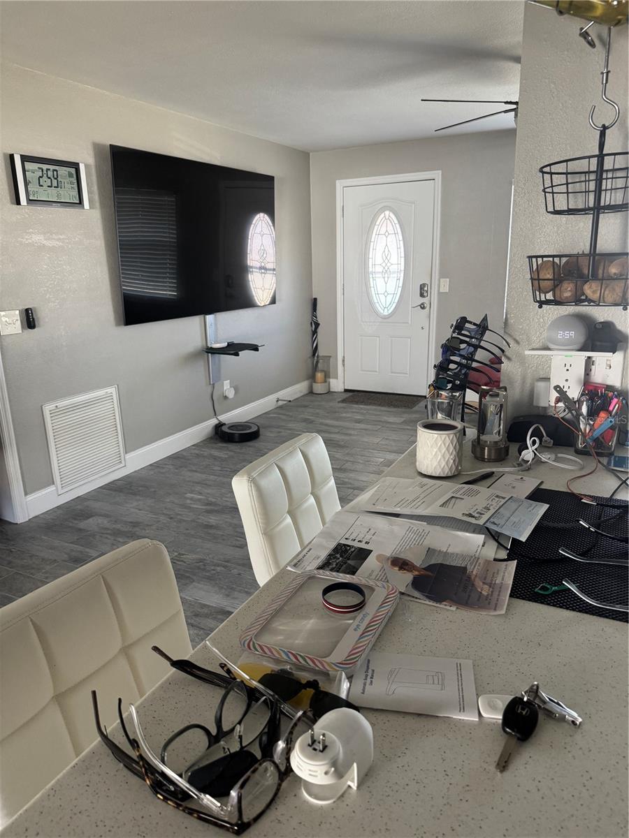 OAKHURST GROVES 1ST ADD - Residential