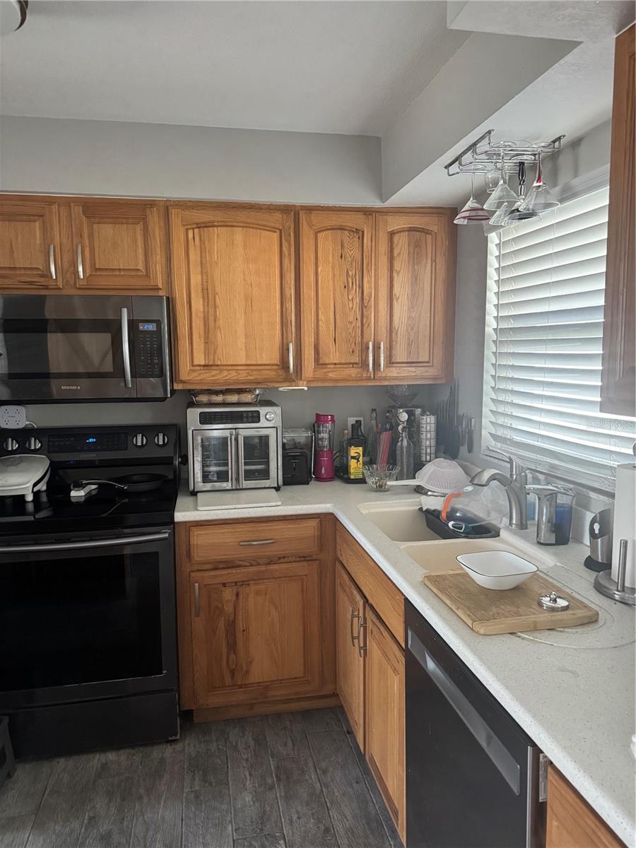 OAKHURST GROVES 1ST ADD - Residential