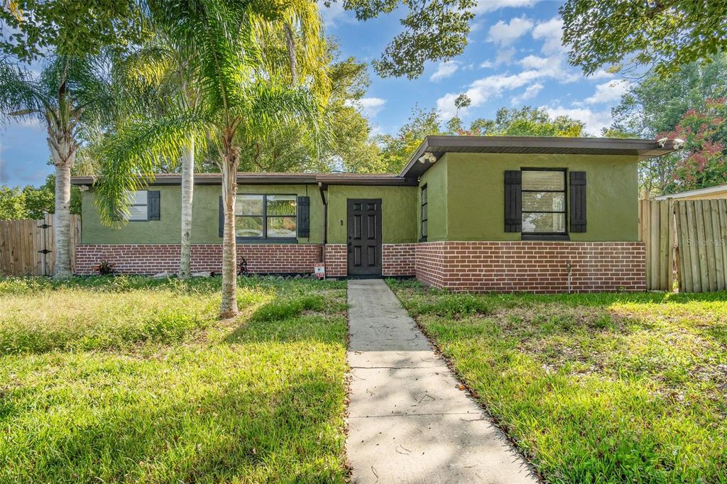 Photo of 1471 Renton Street, Deltona, FL 32725 (MLS # O6353918)