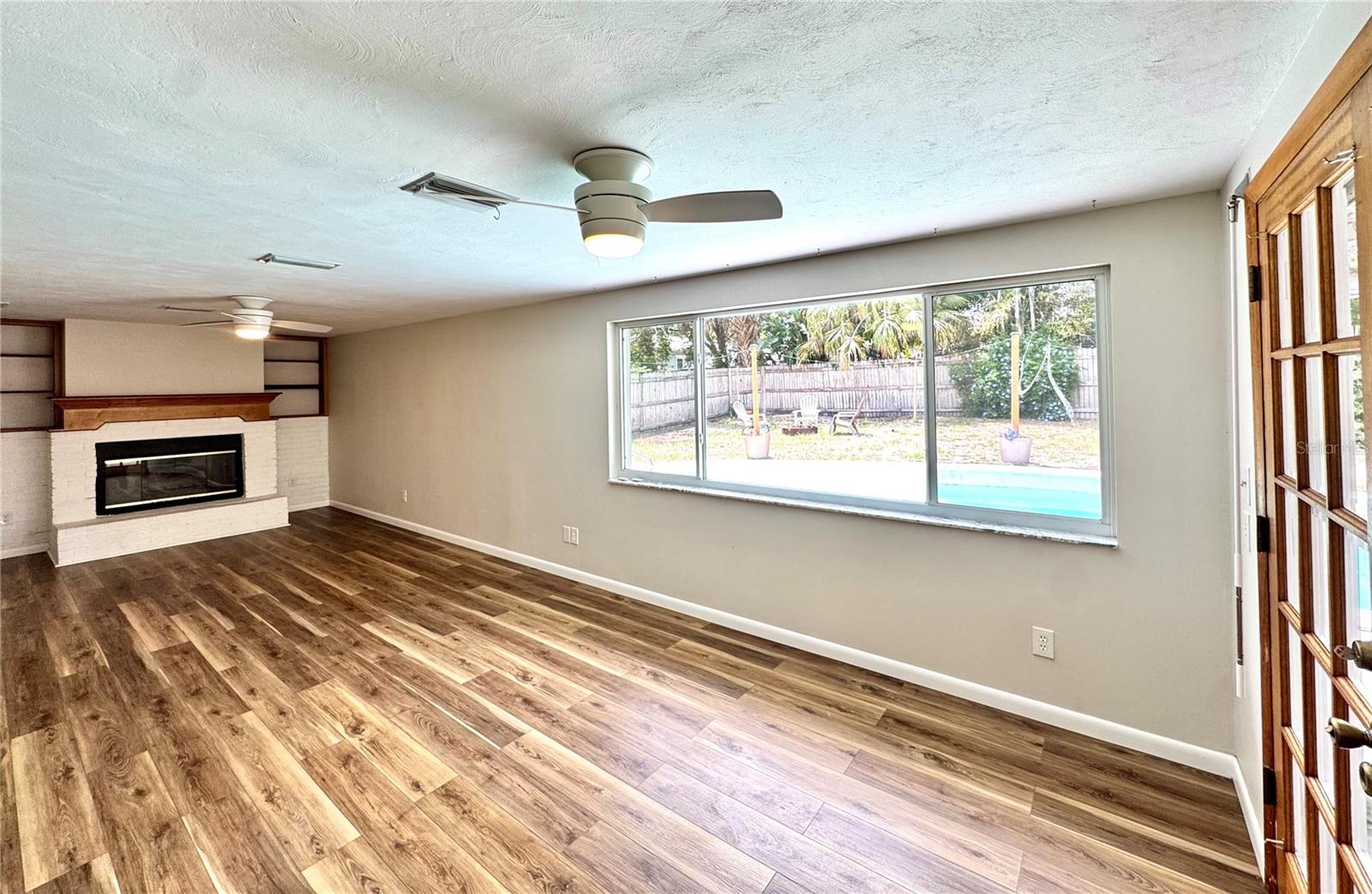 BROOKHILL - Residential