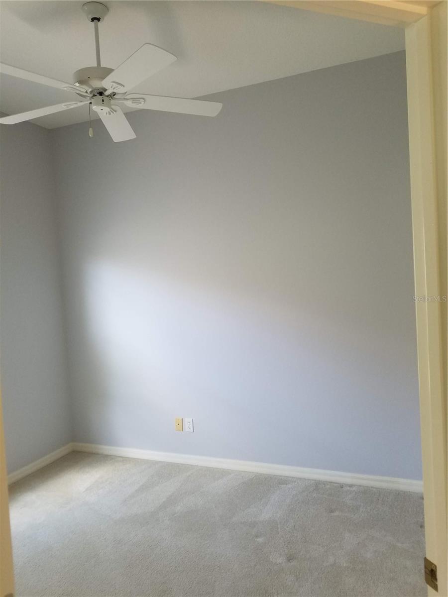 THE HAMPTONS - Residential Lease