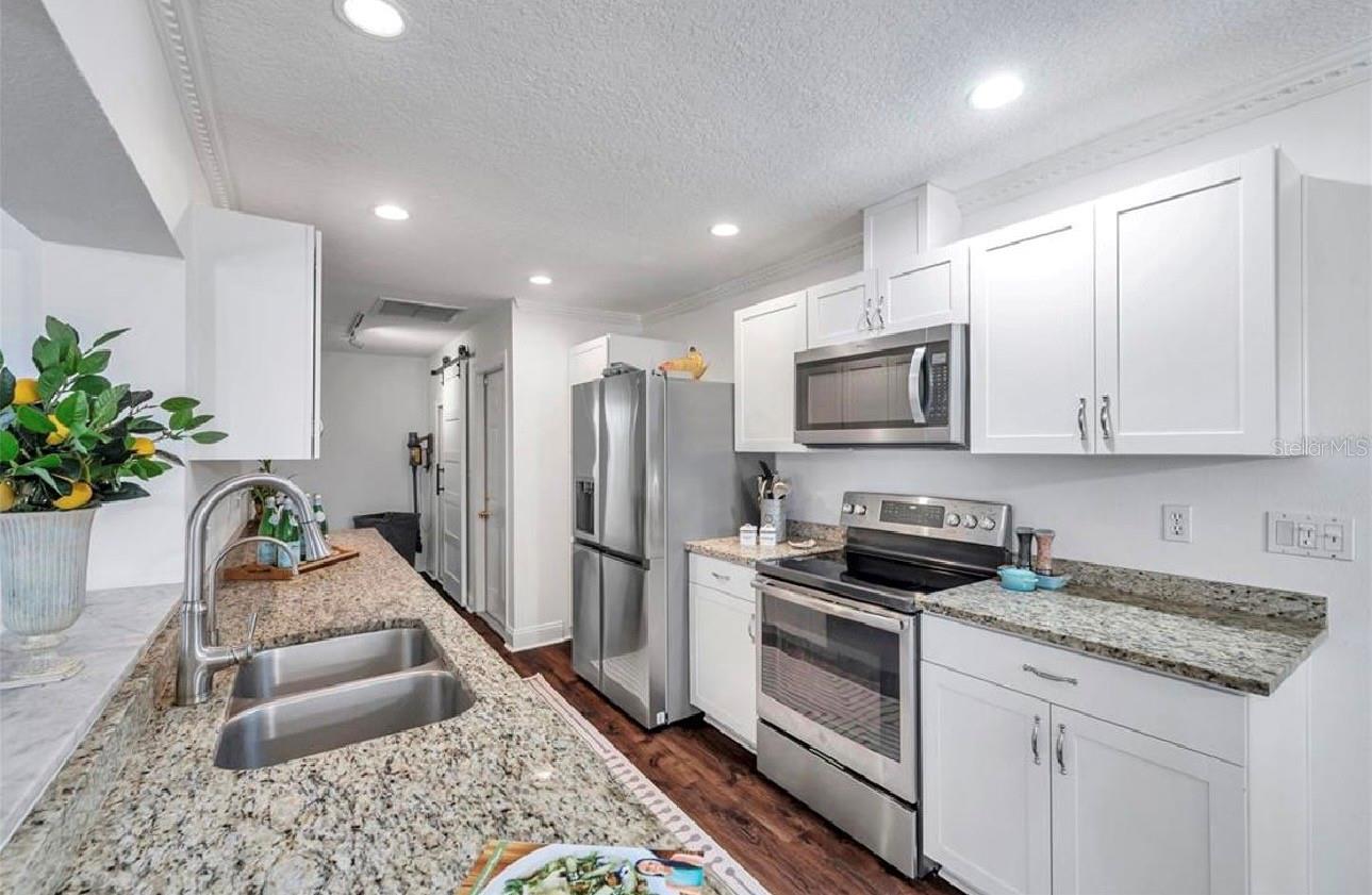 SALLS LAKE PARK - Residential