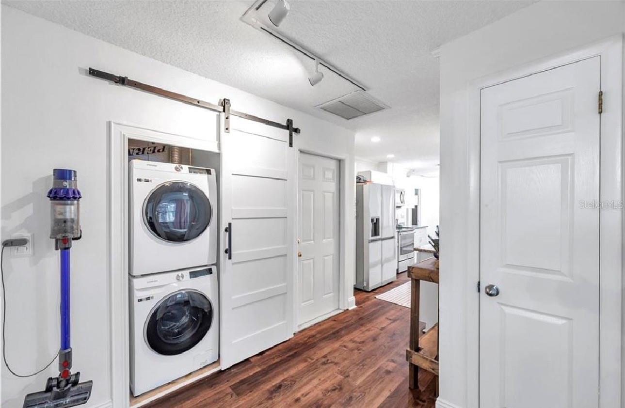 SALLS LAKE PARK - Residential