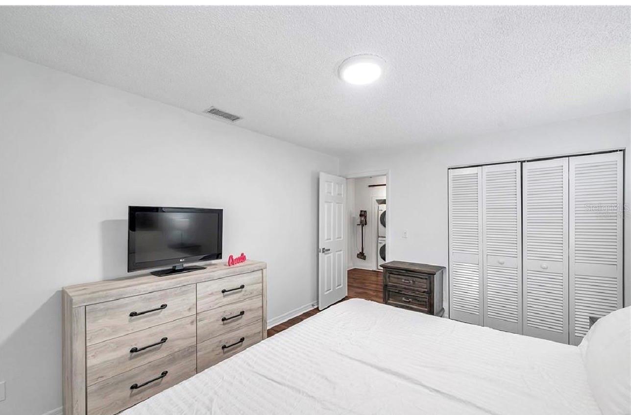 SALLS LAKE PARK - Residential