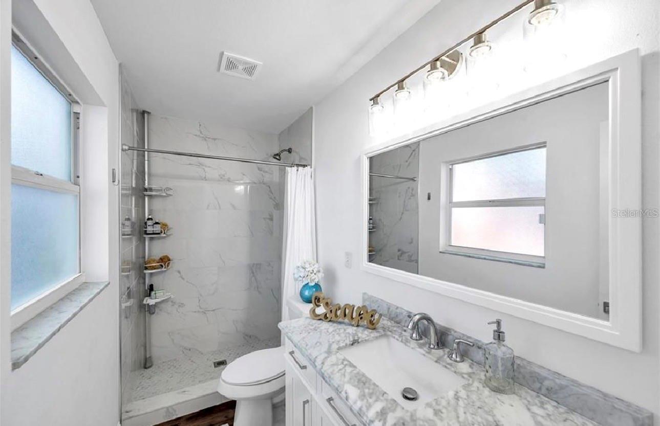 SALLS LAKE PARK - Residential