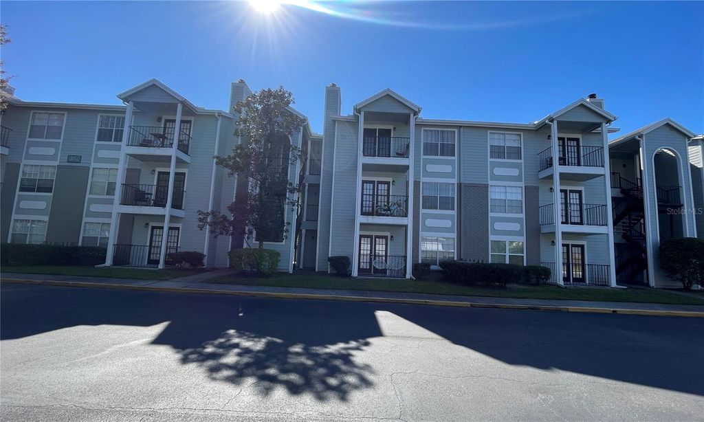 Photo of 2550 N Alafaya Trail #6304, Orlando, FL 32826 (MLS # OM717656)