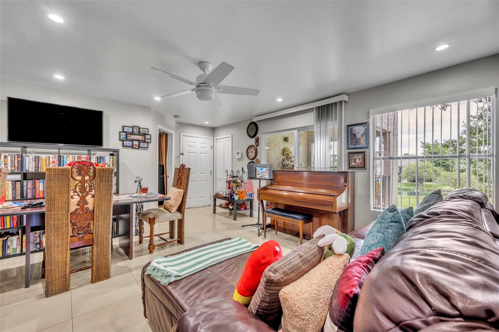4740 WALDEN CIRCLE 28