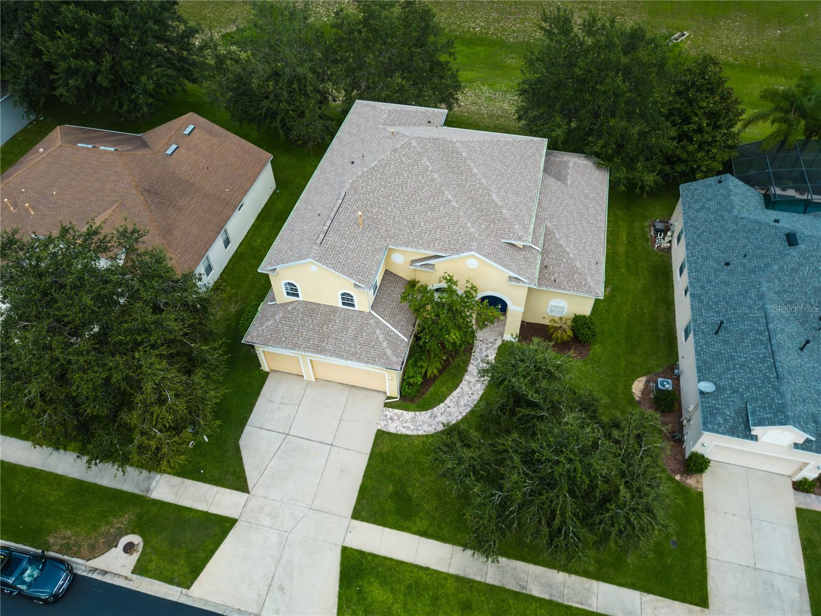 2718 KNIGHTSBRIDGE ROAD
