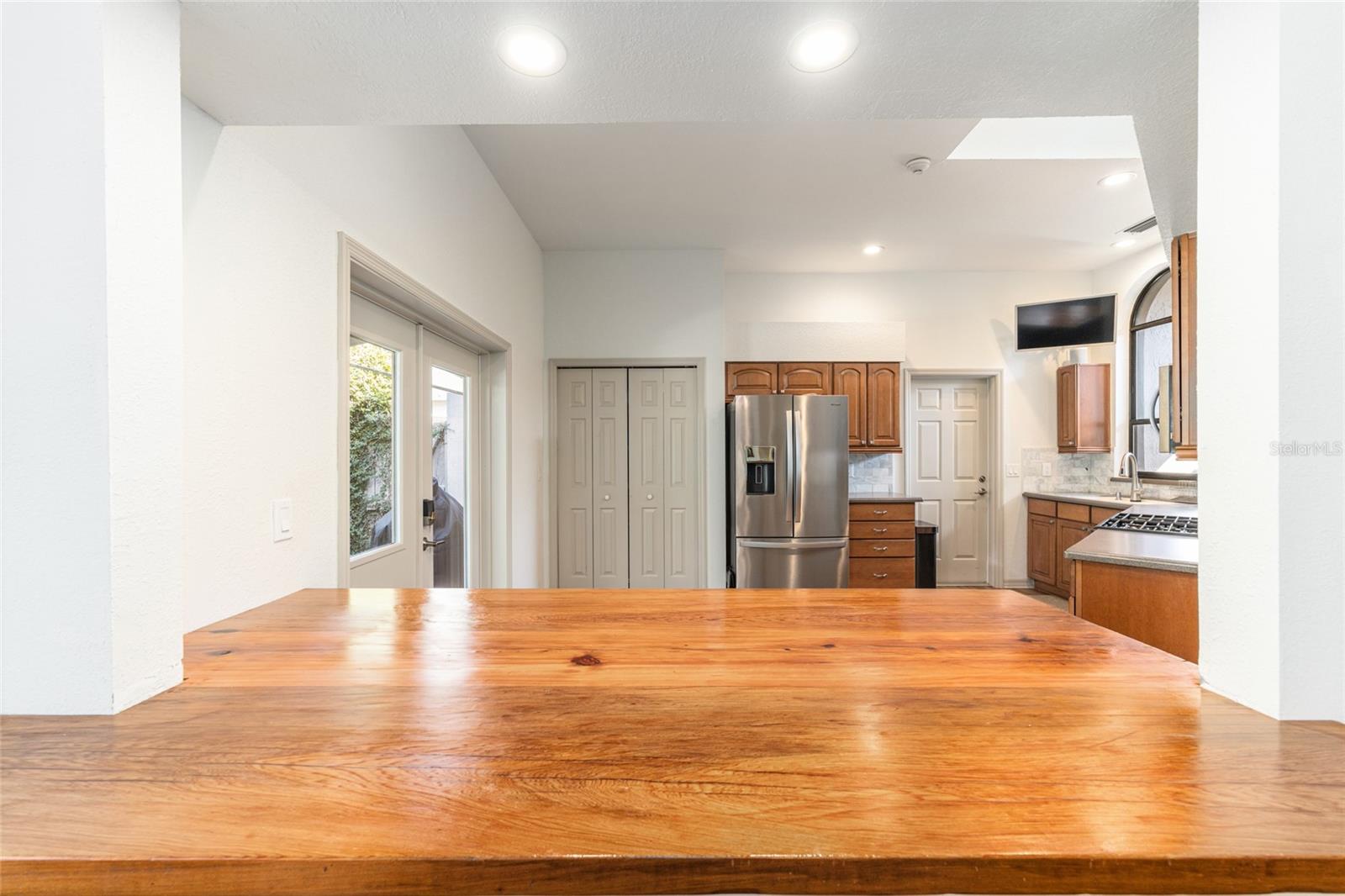 LAUREL RUN CREEKSIDE VILLAS - Residential