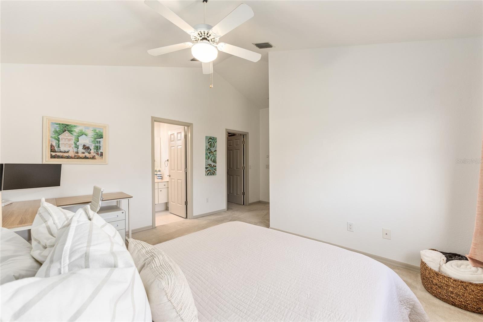 LAUREL RUN CREEKSIDE VILLAS - Residential