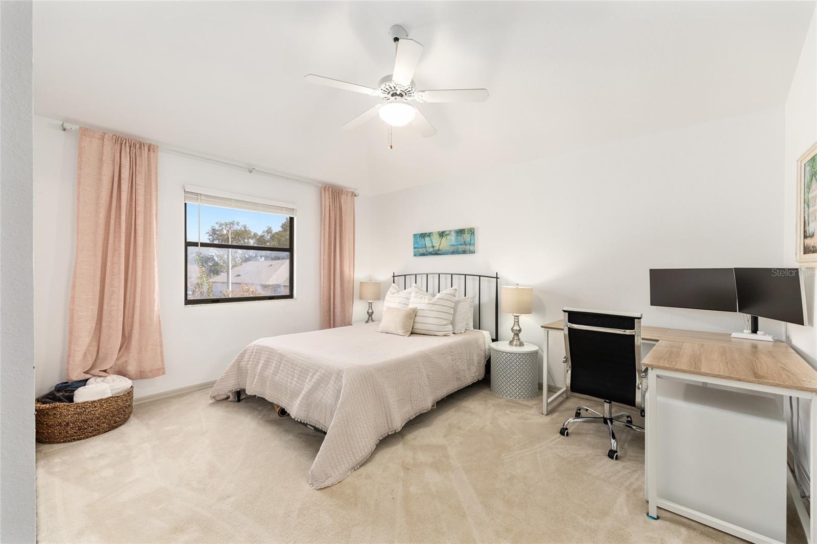 LAUREL RUN CREEKSIDE VILLAS - Residential