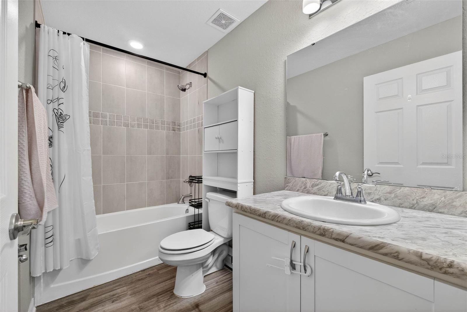 VILLAMAR PH 4 - Residential Lease