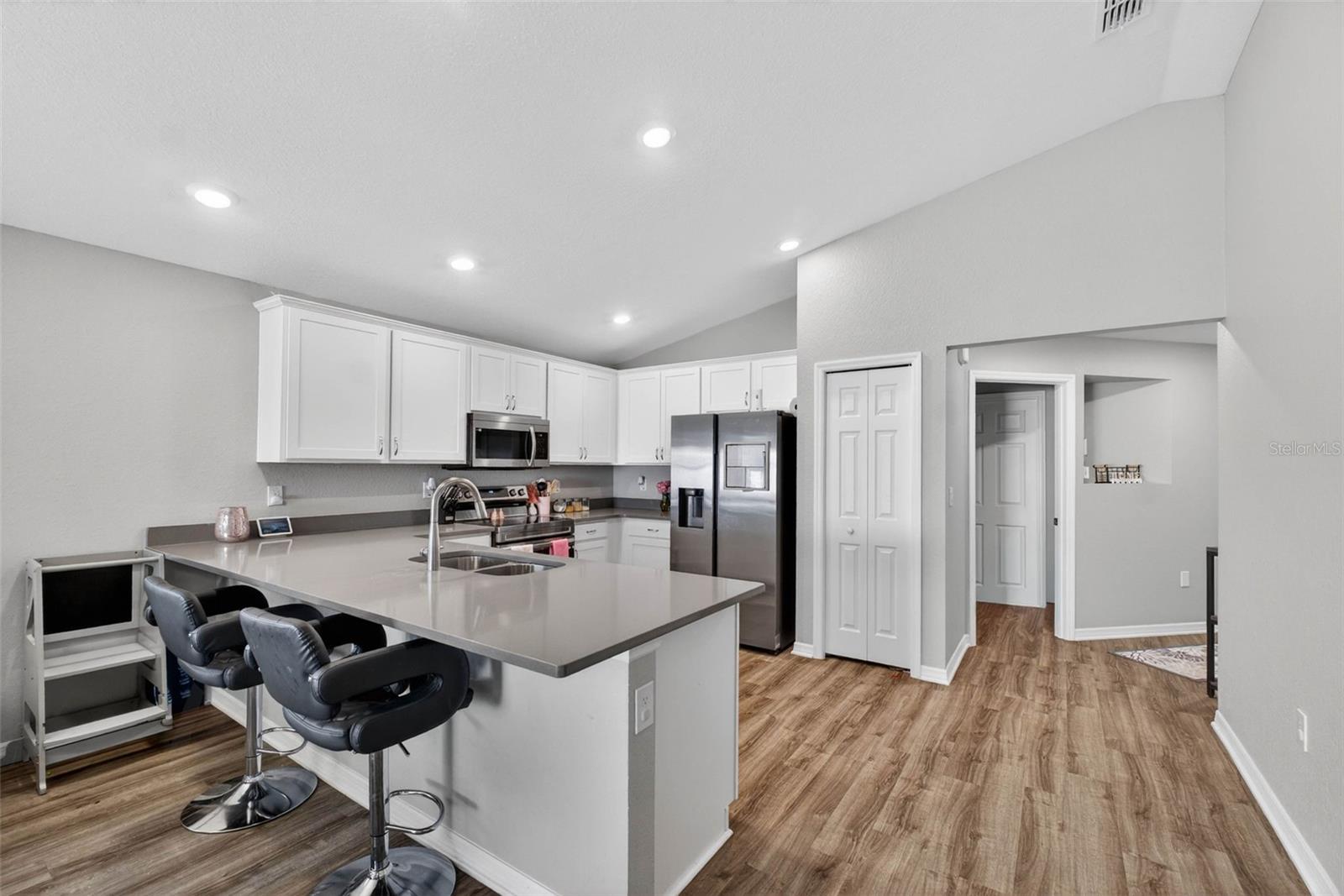 VILLAMAR PH 4 - Residential Lease