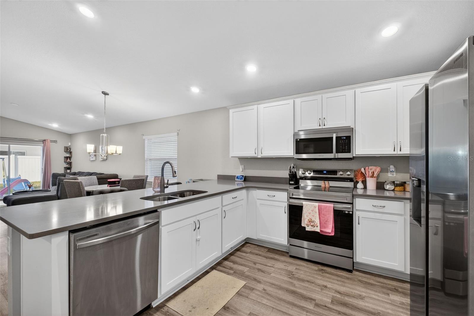VILLAMAR PH 4 - Residential Lease