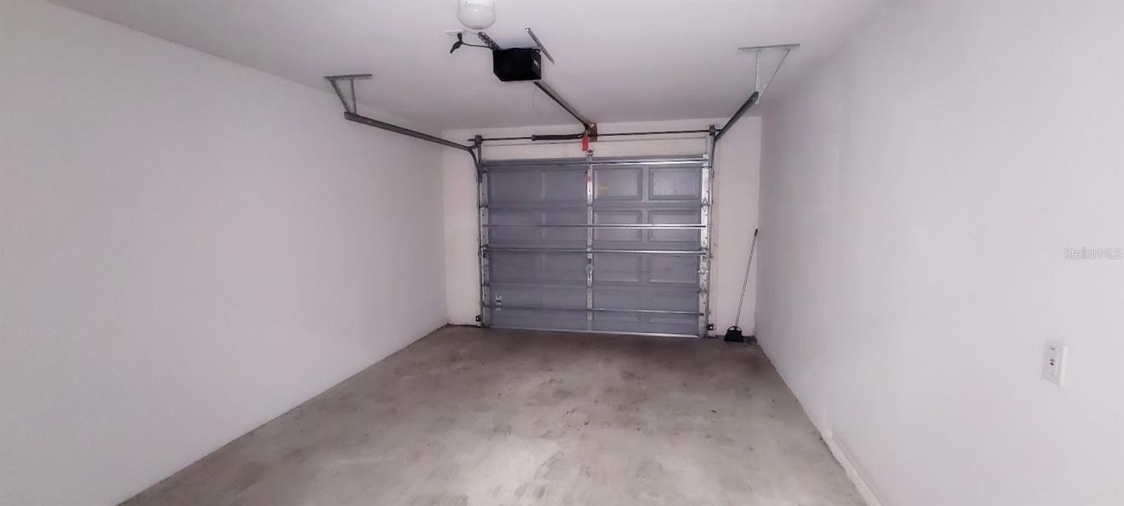 RAINBOW SPRINGS - Residential