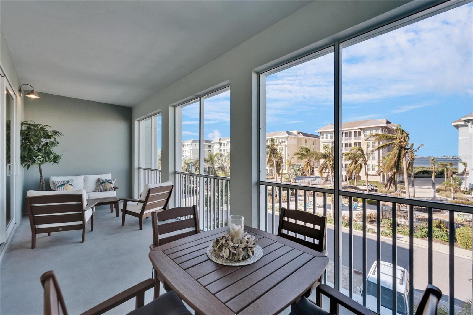 MARINA WALK ON ONE PARTICULAR HARBOUR 2 - Residential