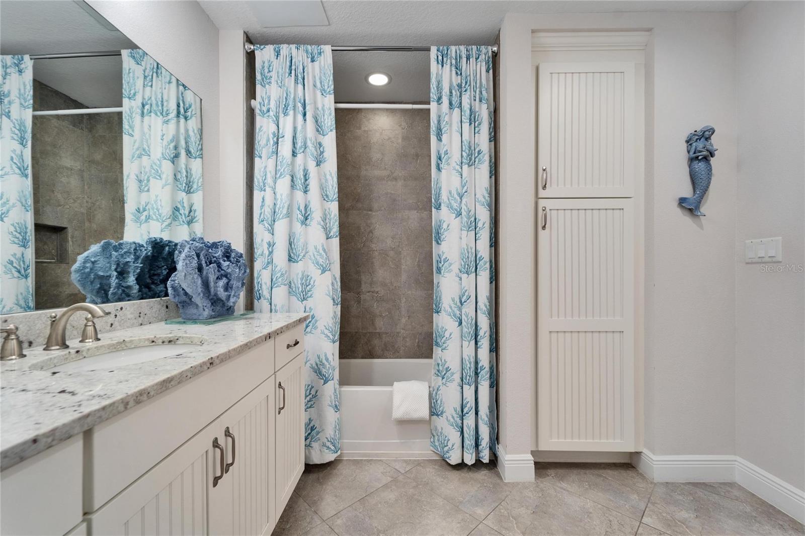 MARINA WALK ON ONE PARTICULAR HARBOUR 2 - Residential